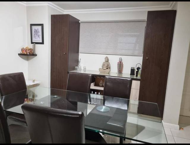 2 BEDROOM APARTMENT FOR SALE IN STRATHAVON